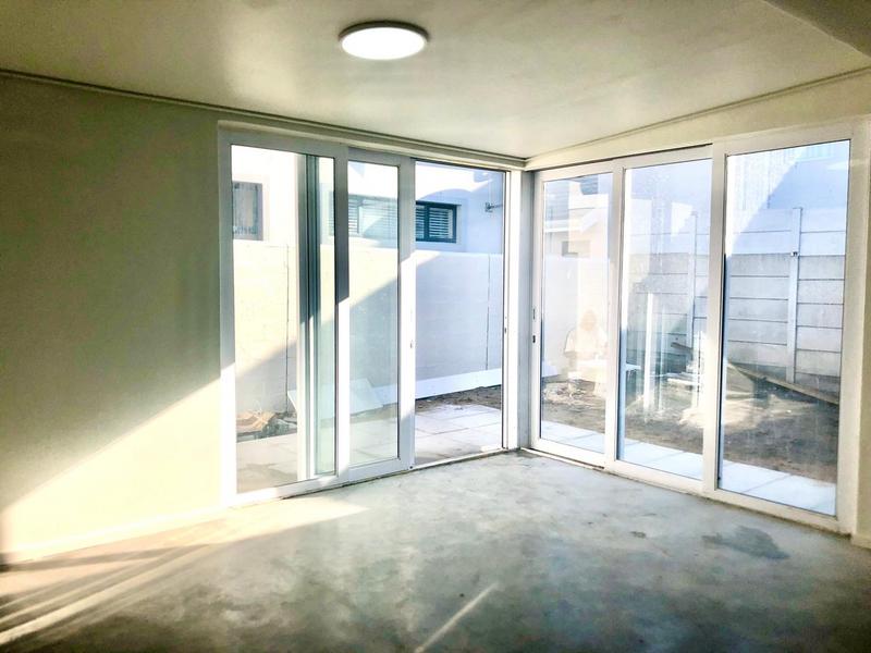 3 Bedroom Property for Sale in Sandbaai Western Cape